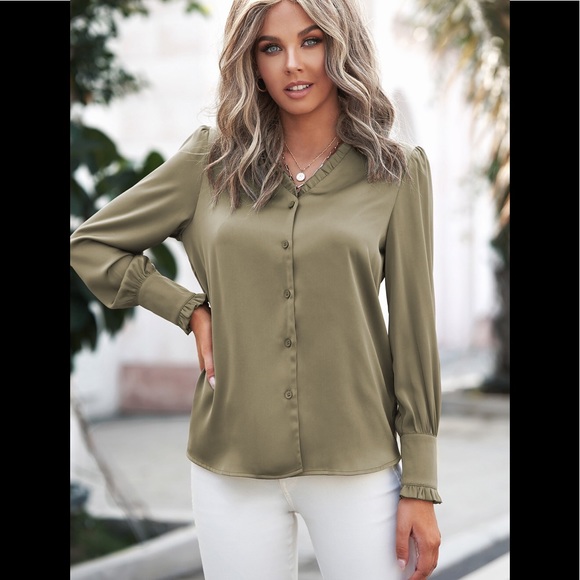 Frilled Collar Button Up Hunter Green French Blouse - Picture 2 of 6